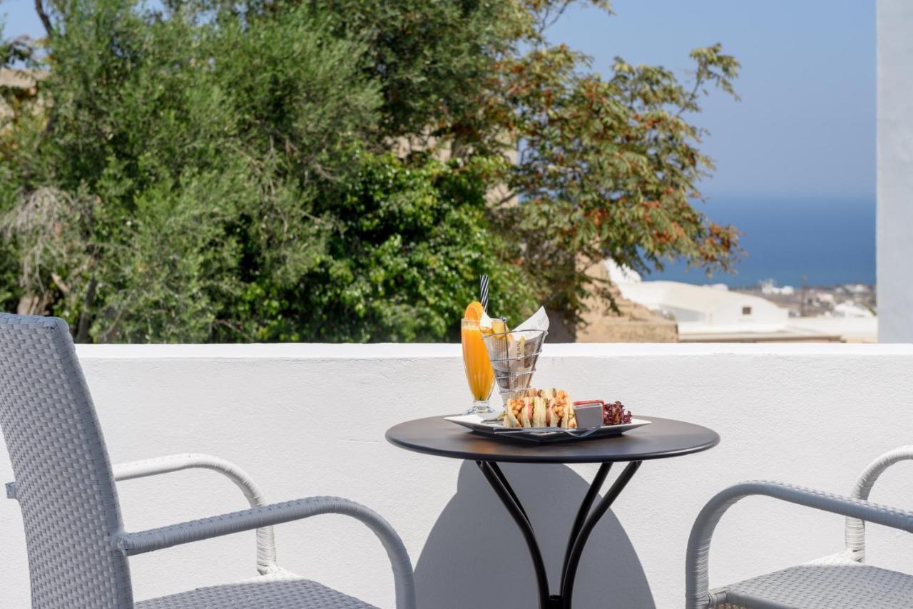 Museo Grand Hotel Oia Buitenkant foto