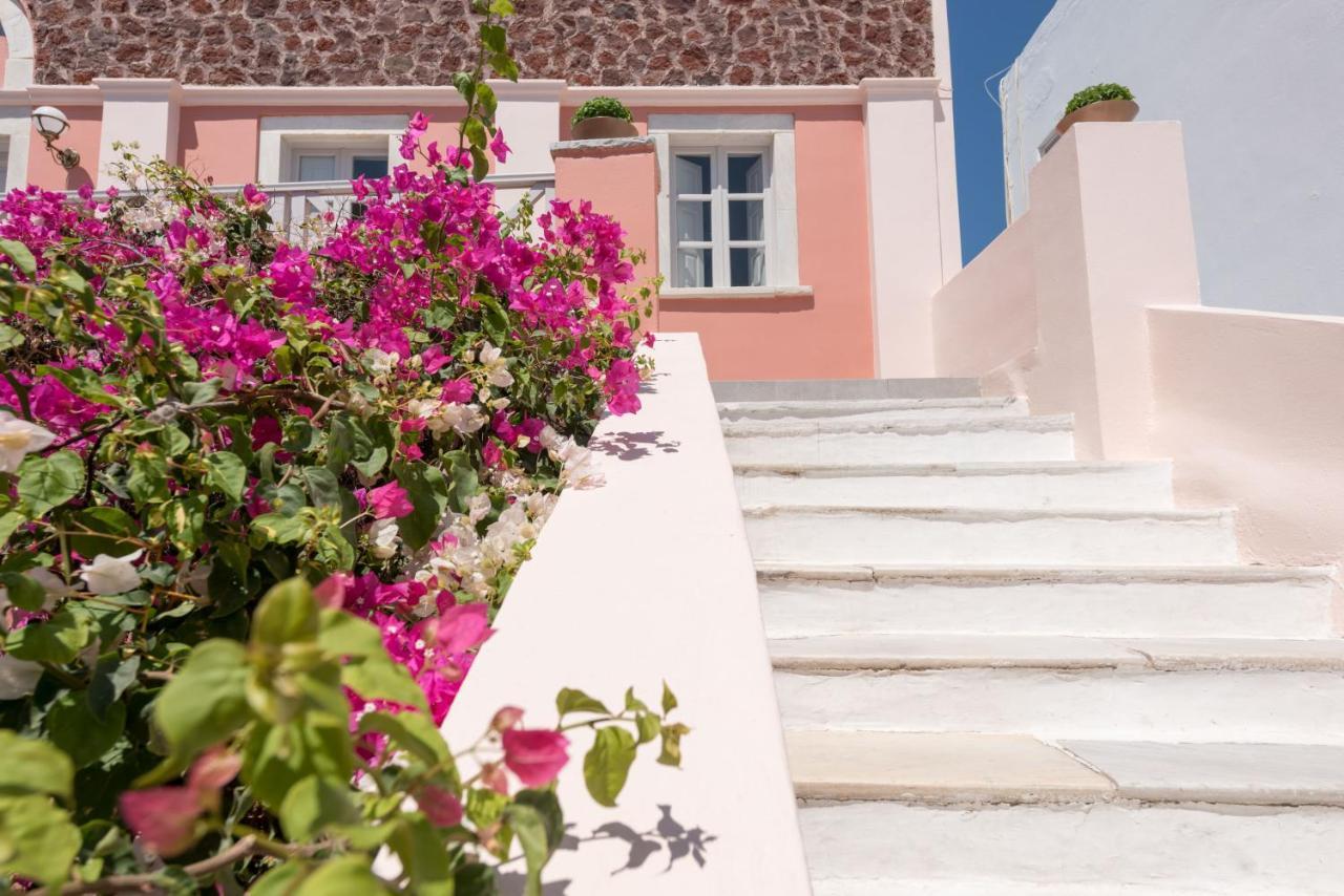 Museo Grand Hotel Oia Buitenkant foto